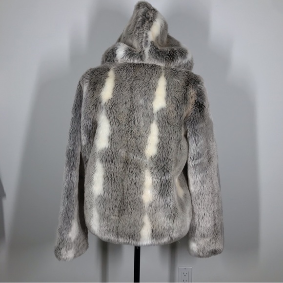 Y2K Aeropostale Faux Fur Button Down Hooded Coat Jacket - Picture 3 of 9